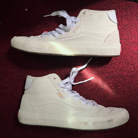 Vans Lizzie’s Shoes - Picture 10 of 11